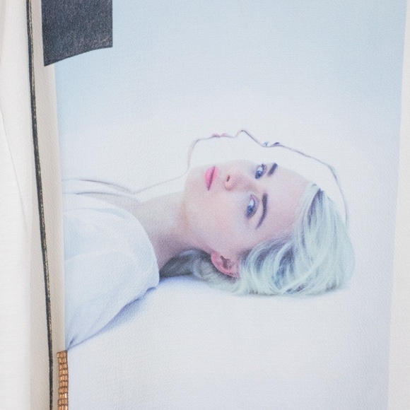 Zara Girl Photo T-Shirt Size L - Picture 4 of 7